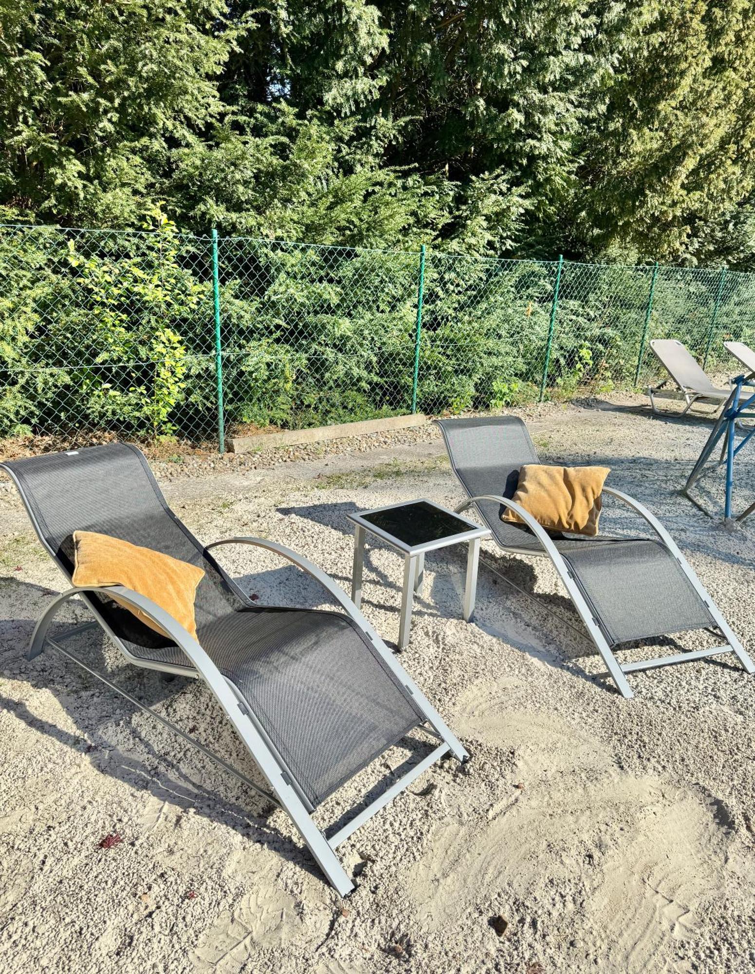 Ferienwohnung Im Erdgeschoss Mit Eingezaeunten Garten Und Terrasse Aurich Zewnętrze zdjęcie